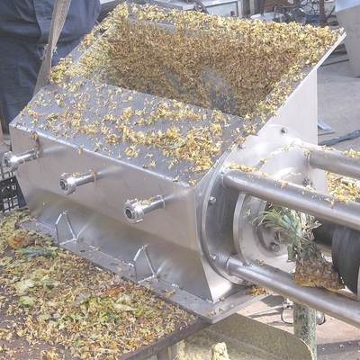 Multi Functional Fruit Processing Equipment Pomegranate Peeling Machine 5THP